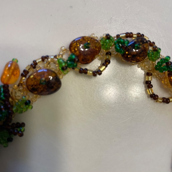 VINTAGE HANDCRAFTED AMBER NECKLACE, NWT - Picture 9 of 9